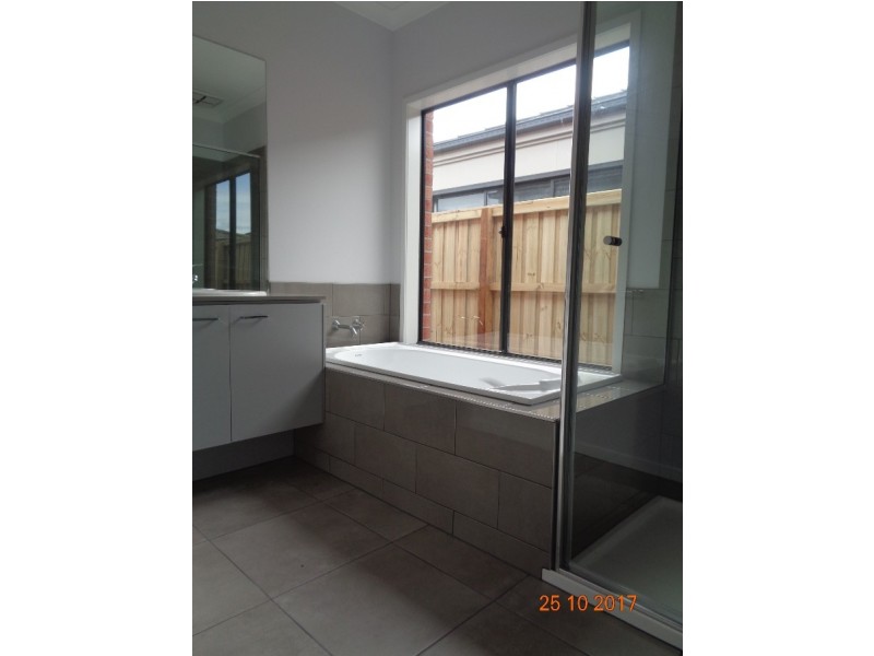 261 Black Forest Road, Werribee VIC 3030