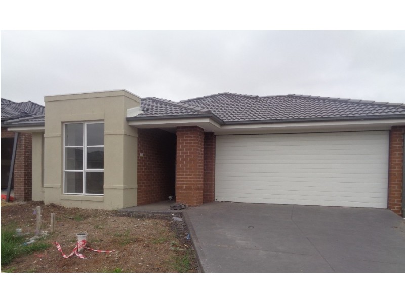 4 Sparkle Way, Tarneit VIC 3029