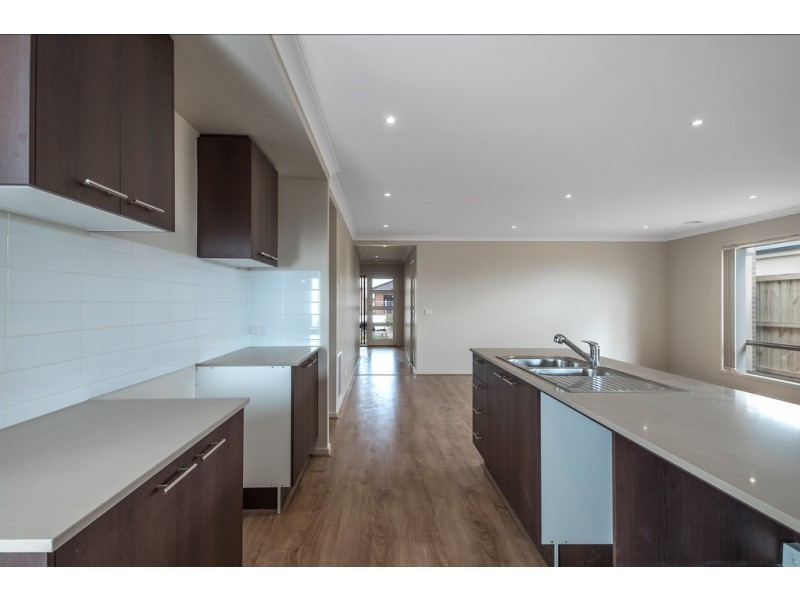 3 sparkle way, Tarneit VIC 3029