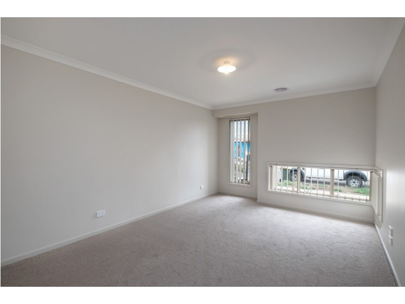 3 sparkle way, Tarneit VIC 3029