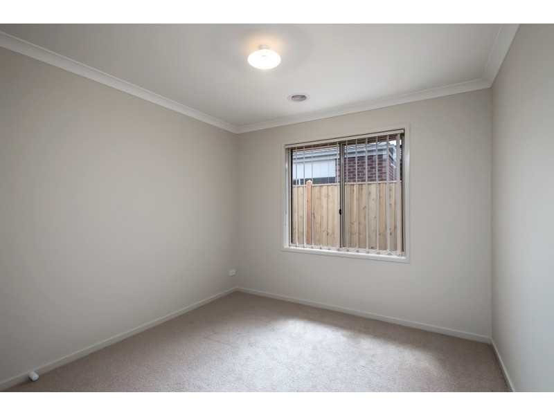 3 sparkle way, Tarneit VIC 3029