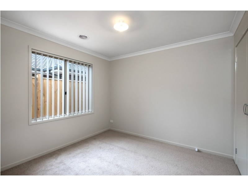 3 sparkle way, Tarneit VIC 3029