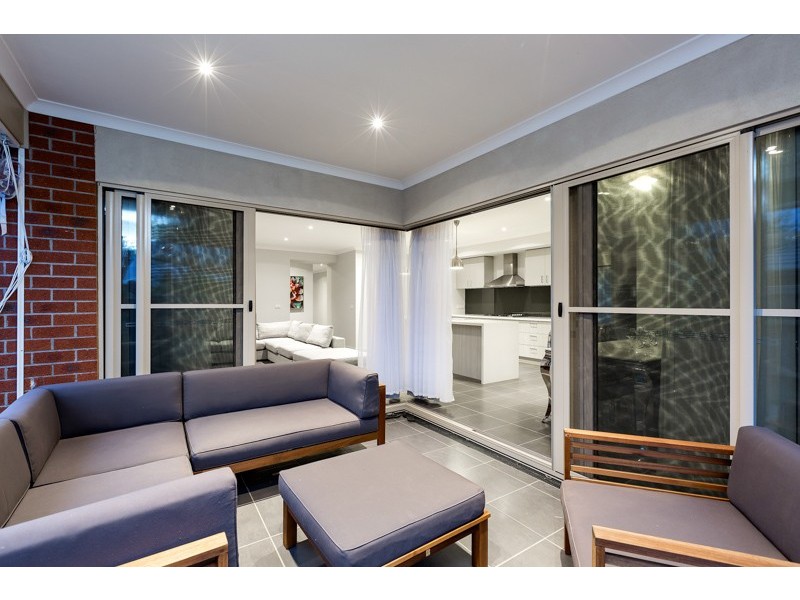 4 MARONG AVENUE, Eynesbury VIC 3338