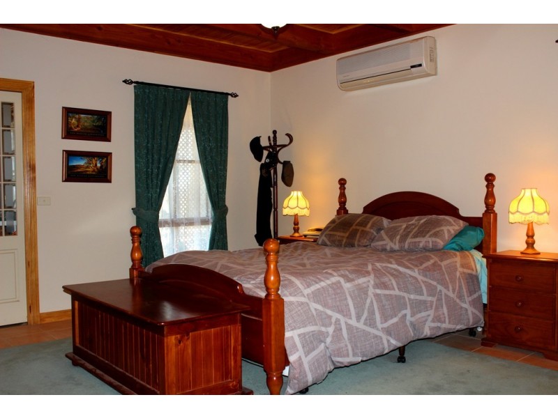 85 DIGGINGS ROAD, Willowmavin VIC 3764