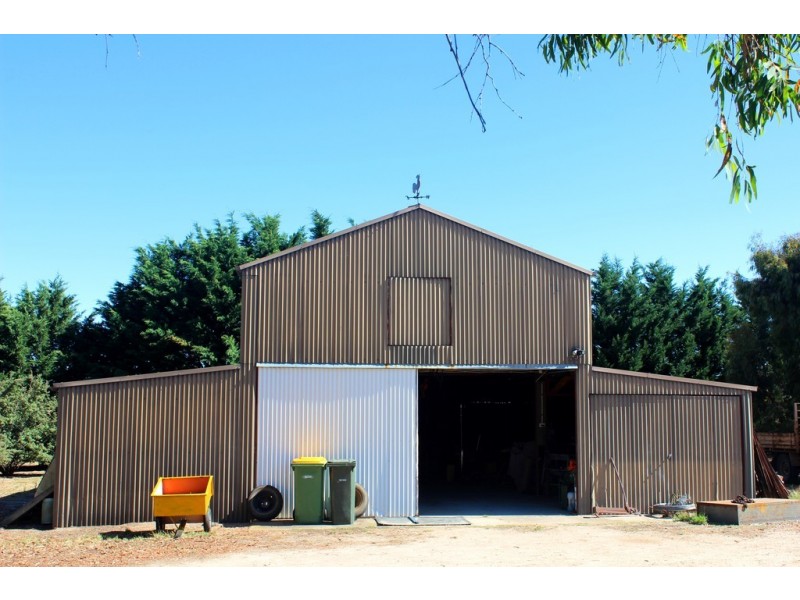 176 McMasters lane, Lancefield VIC 3435