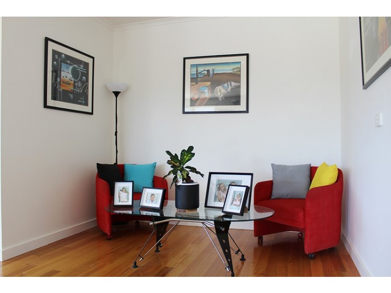 110 ELCHO ROAD, Lara VIC 3212