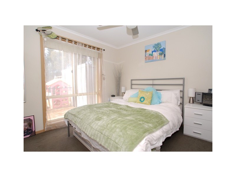 33 Tigris Close, Werribee VIC 3030