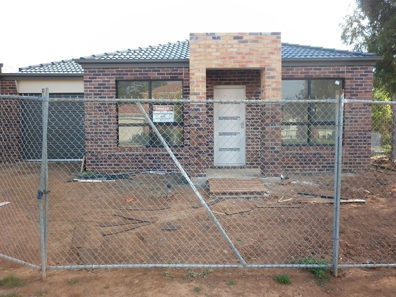 2/33 Macadamia Grove, Werribee VIC 3030