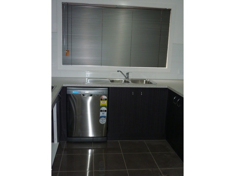 33 Kambah Street, Tarneit VIC 3029