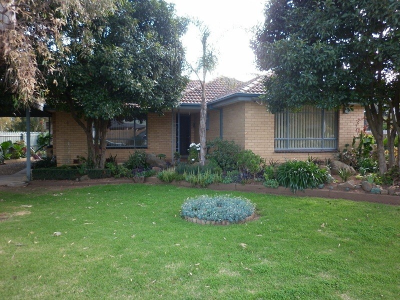 1 Puli Street, Werribee VIC 3030