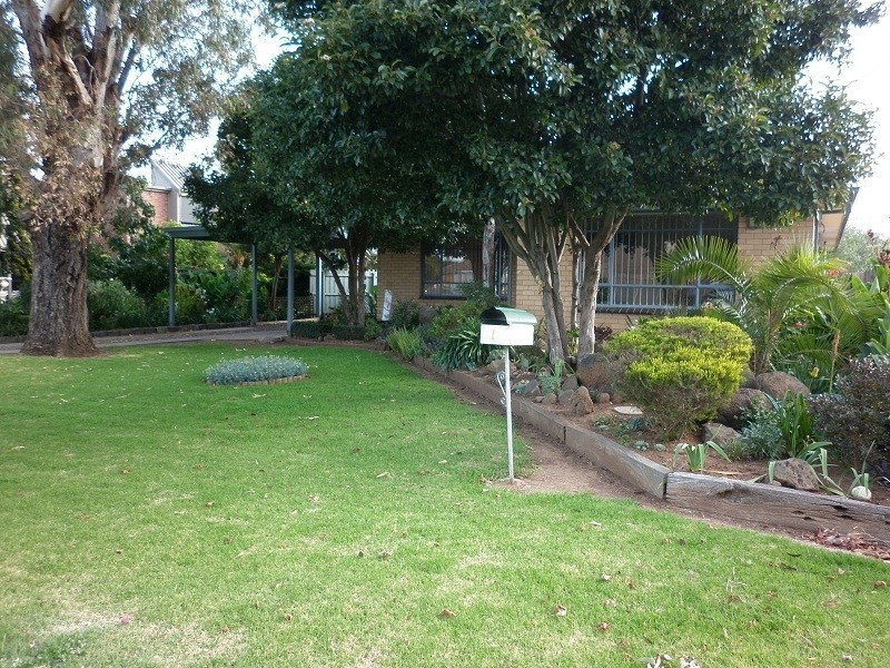 1 Puli Street, Werribee VIC 3030