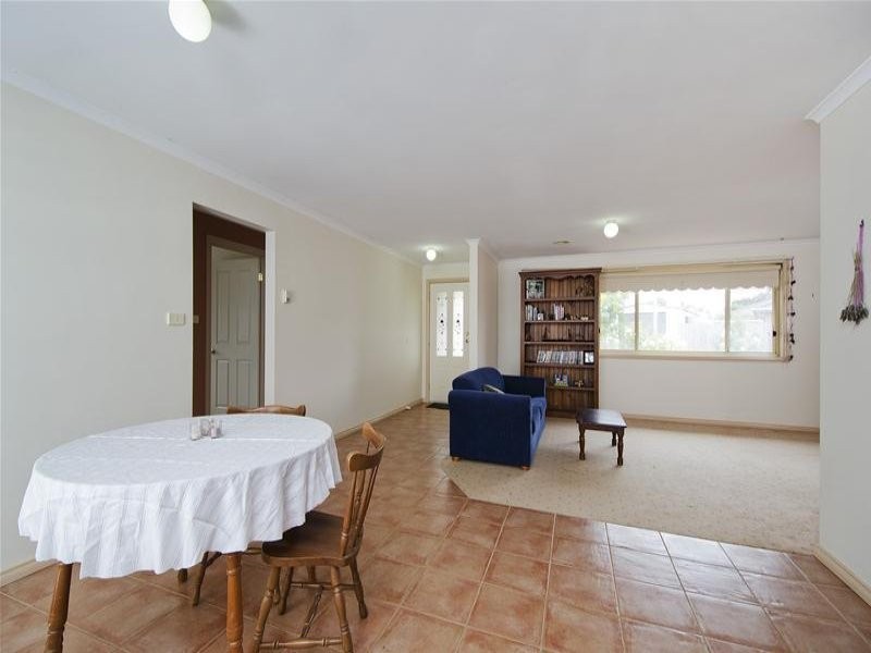 14 Oakwood Crescent, Hoppers Crossing VIC 3029
