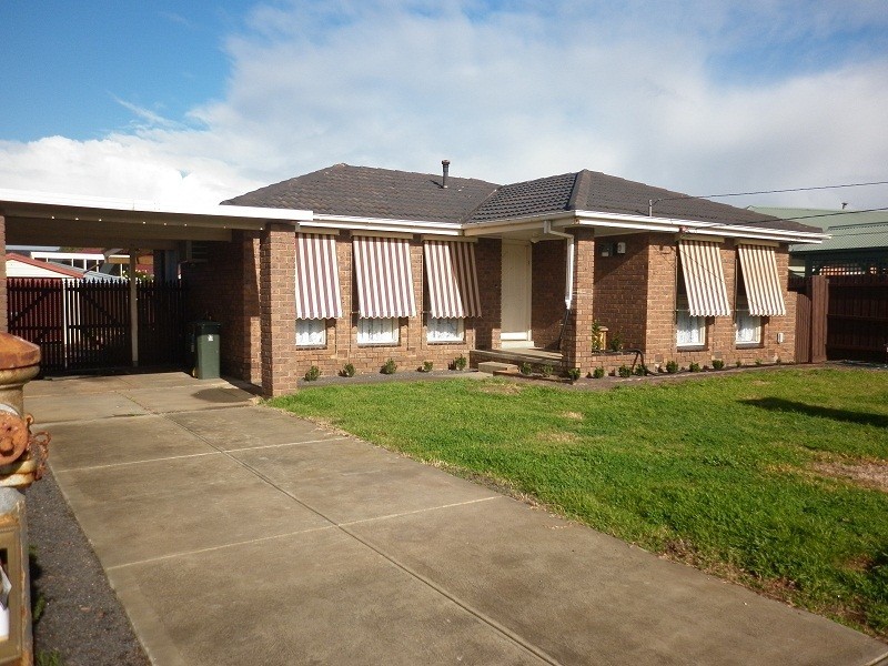21 Burnham Drive, Hoppers Crossing VIC 3029