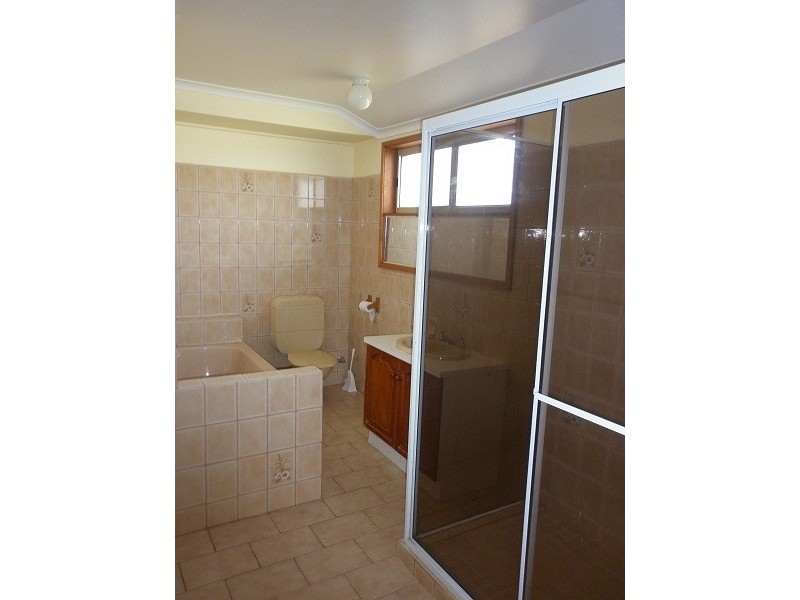 85 Powell Drive, Hoppers Crossing VIC 3029