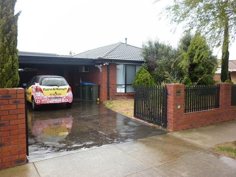 68 Thames Boulevard, Werribee VIC 3030