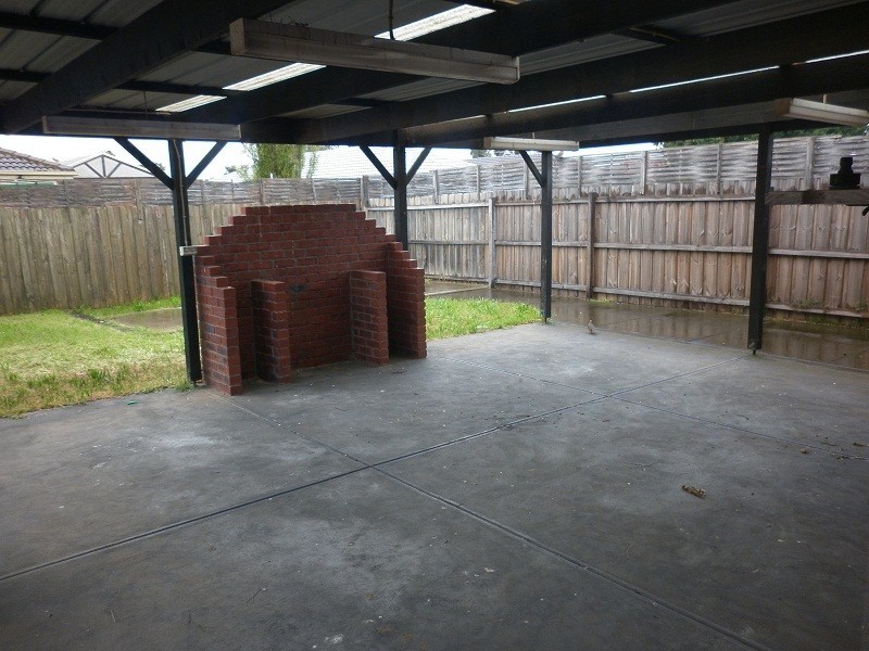 68 Thames Boulevard, Werribee VIC 3030