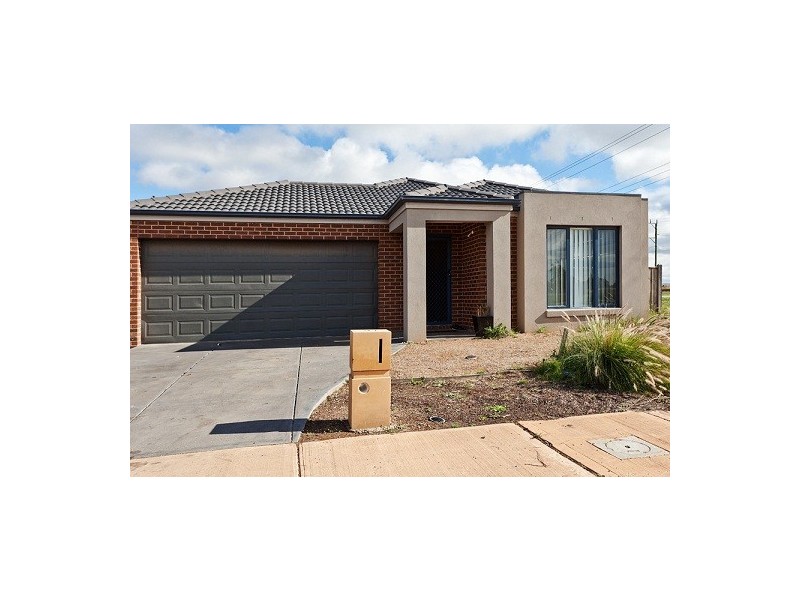 2 Marsh Drive, Williams Landing VIC 3027