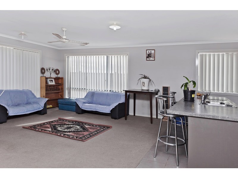 2 Marsh Drive, Williams Landing VIC 3027