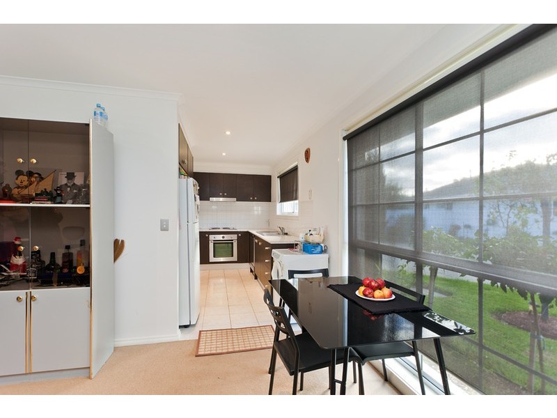 1 / 21-23 Finch Road, Werribee South VIC 3030