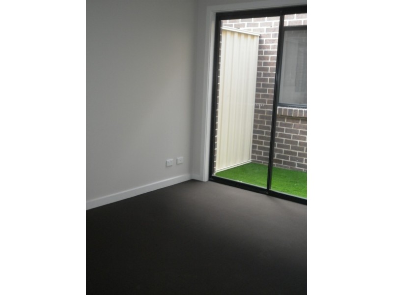 1/7 Greenleaf Circuit, Tarneit VIC 3029