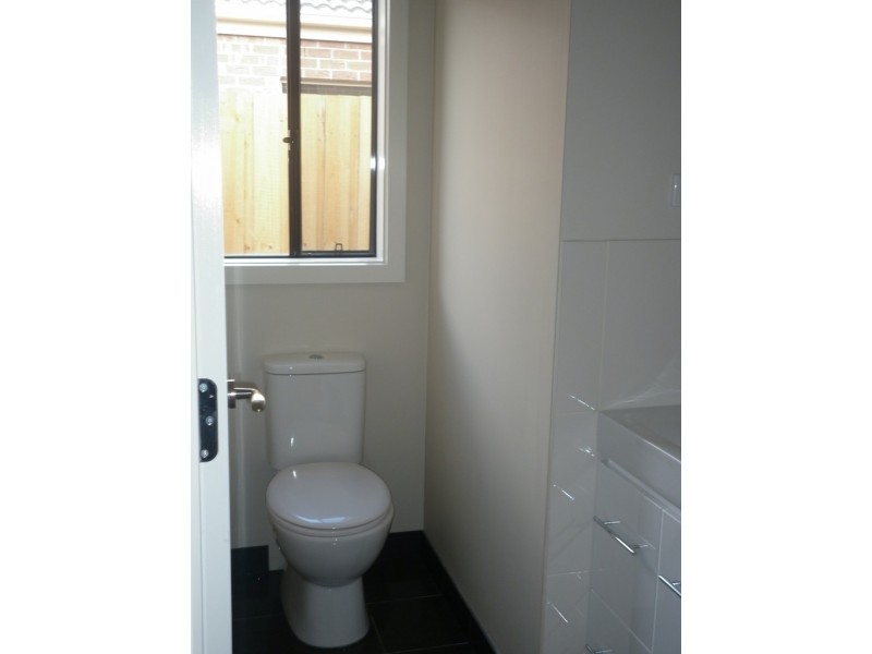 1/7 Greenleaf Circuit, Tarneit VIC 3029
