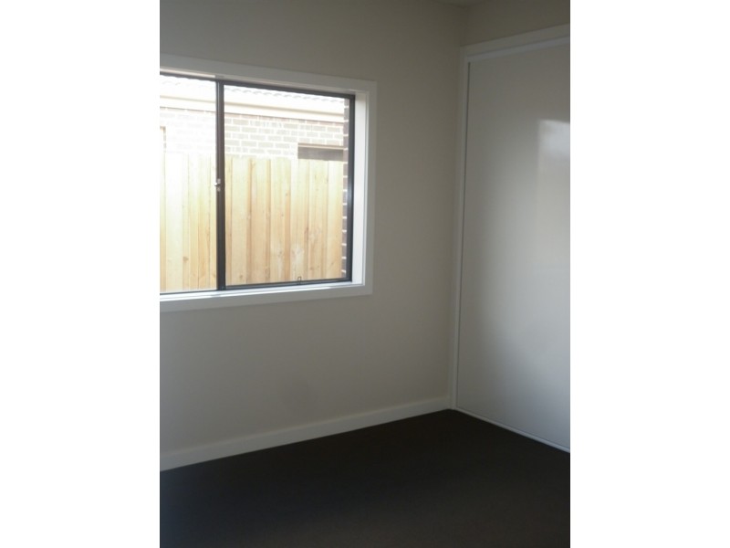 1/7 Greenleaf Circuit, Tarneit VIC 3029