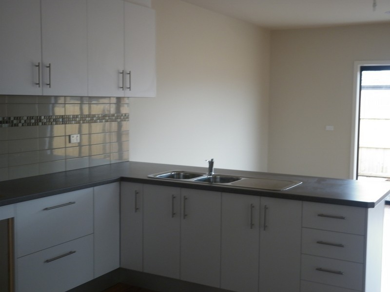 1/7 Greenleaf Circuit, Tarneit VIC 3029