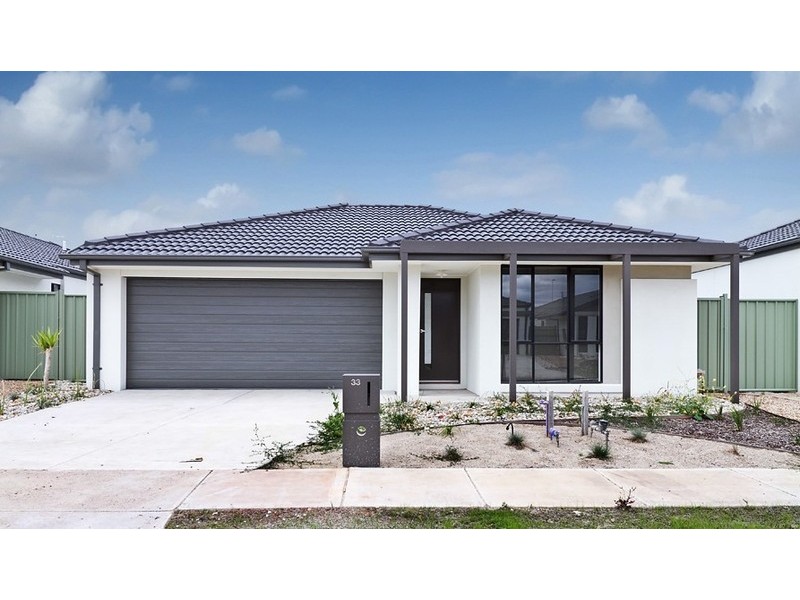 33 Ambleside Avenue, Wyndham Vale VIC 3024