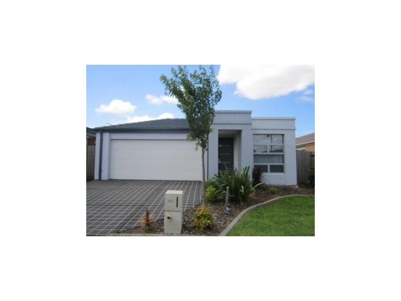 41 Billabong Crescent, Tarneit VIC 3029
