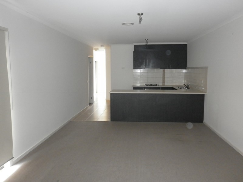 5/3-11 Retford Close, Werribee VIC 3030