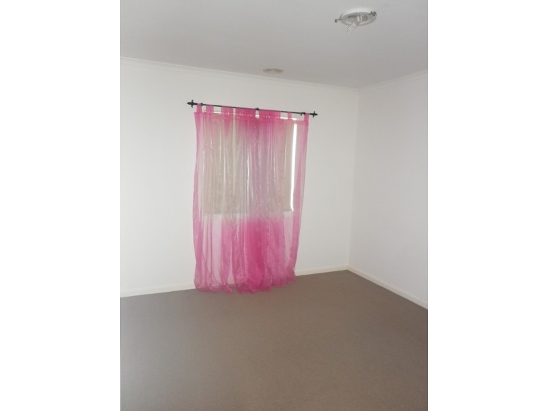 5/3-11 Retford Close, Werribee VIC 3030