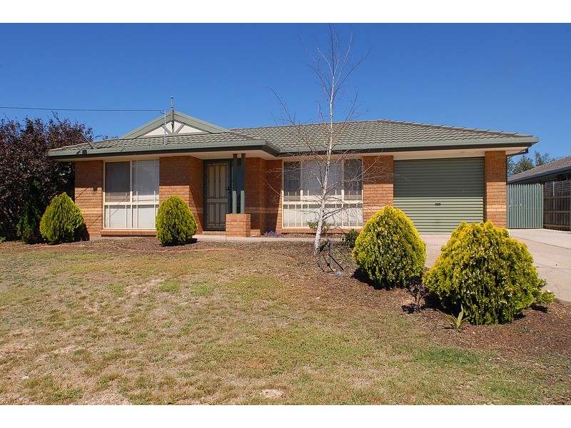 5 Quarrion Court, Hoppers Crossing VIC 3029