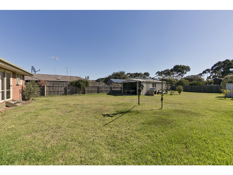 58 Smeaton Close, Lara VIC 3212