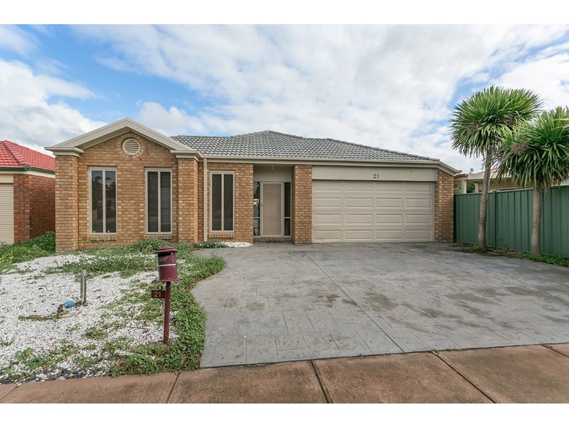 21 Brighton Avenue, Wyndham Vale VIC 3024