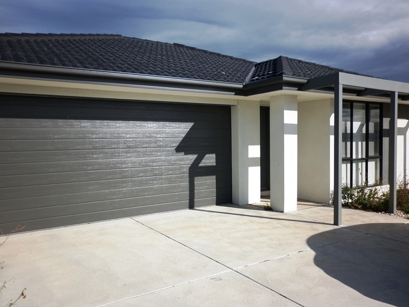 25 Ambleside Avenue, Wyndham Vale VIC 3024