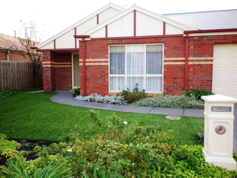 1/125 Gisborne Road, Bacchus Marsh VIC 3340