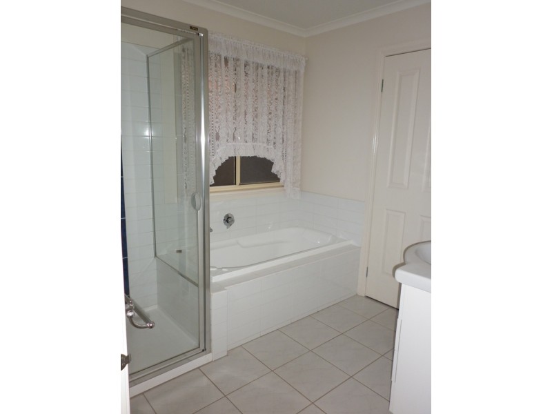 1/125 Gisborne Road, Bacchus Marsh VIC 3340