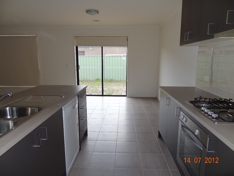 51 Manuka Grove, Wyndham Vale VIC 3024