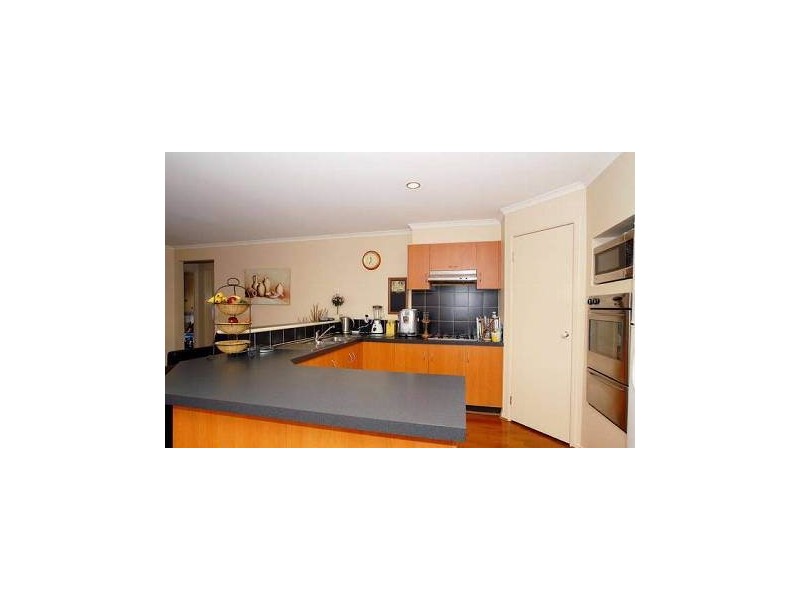 22 Townville Crescent, Hoppers Crossing VIC 3029