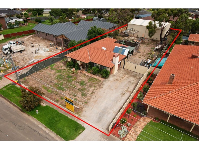 39 Wynarka Drive, Hoppers Crossing VIC 3029