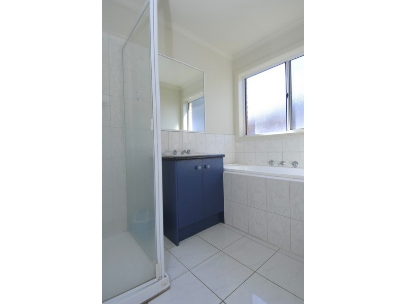 17 Charlotte Crescent, Wyndham Vale VIC 3024