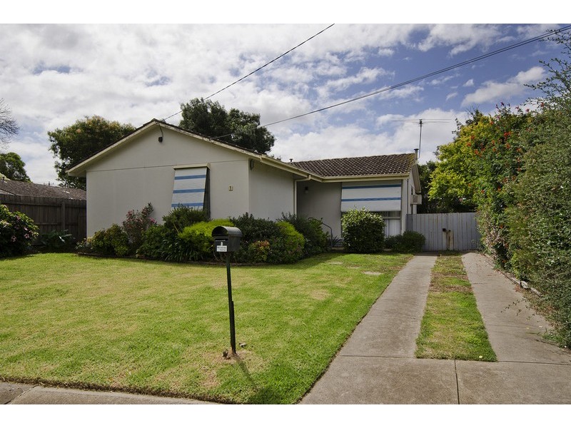 1 Muirhead Crescent, Werribee VIC 3030