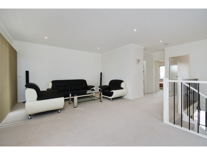 6 Scrubwren Drive, Williams Landing VIC 3027