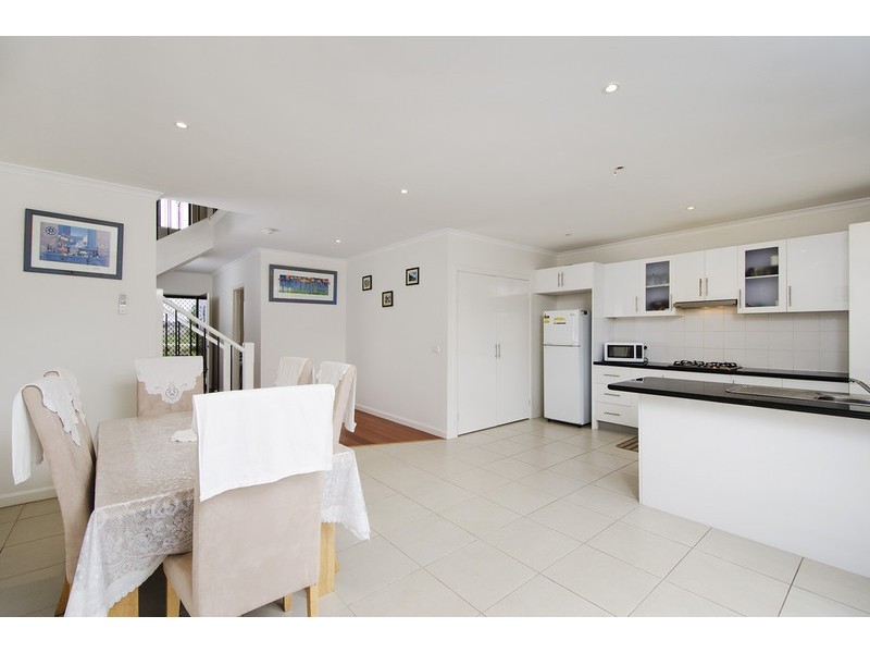 6 Scrubwren Drive, Williams Landing VIC 3027