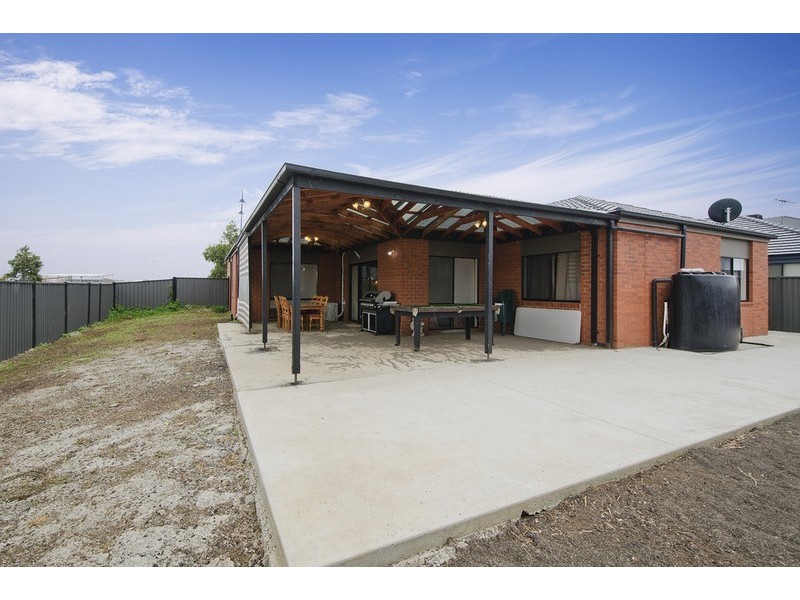 91 Manor Lakes Boulevard, Wyndham Vale VIC 3024