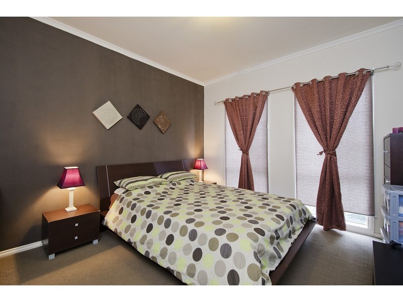 91 Manor Lakes Boulevard, Wyndham Vale VIC 3024