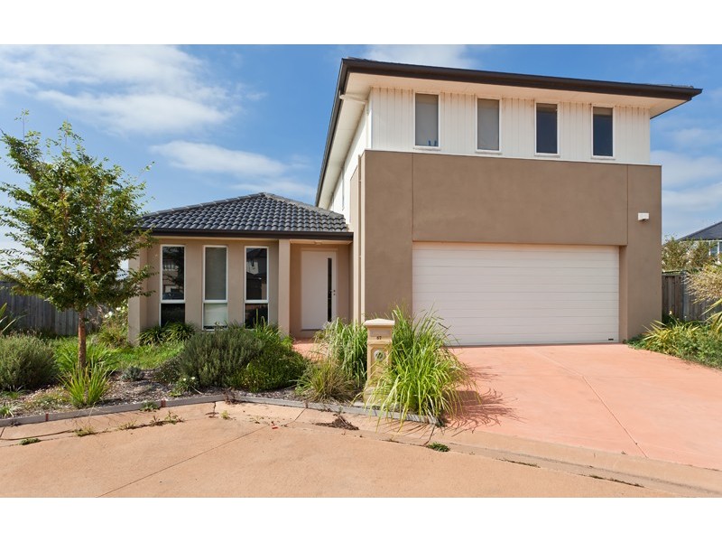 67 Vaucluse Boulevard, Sanctuary Lakes VIC 3030