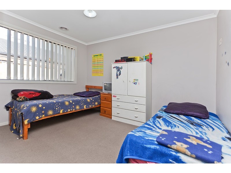 2 Marsh Drive, Williams Landing VIC 3027