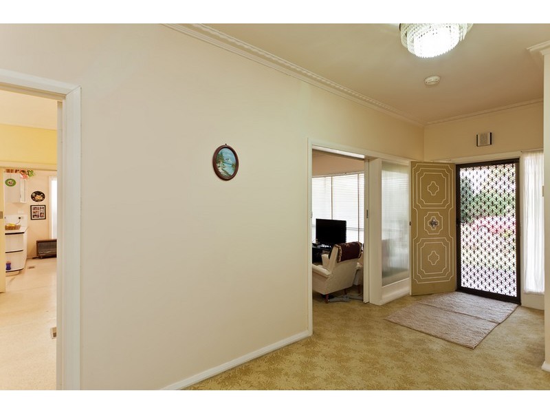 32 Moffatt Crescent, Hoppers Crossing VIC 3029