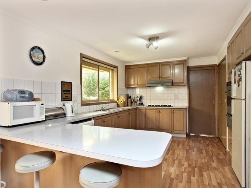 31 Redwood Drive, Hoppers Crossing VIC 3029